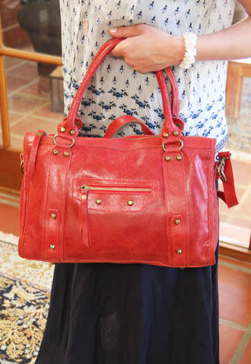 FIRENZE GENUINE LEATHER SAFARI HANDBAG. DESIGN MODELLED ON BALENCIAGA. MADE IN ITALY