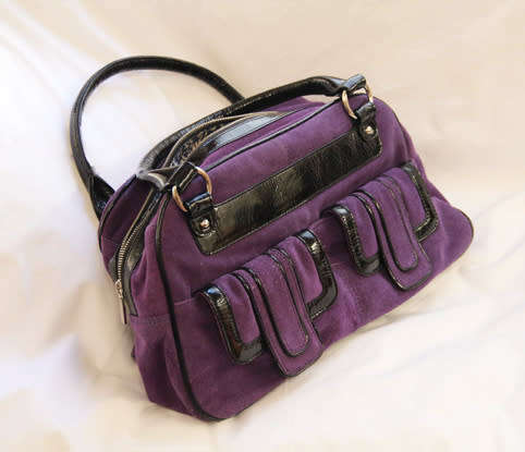 EXUDE LONDON PURPLE SUEDE SAFARI HANDBAG WITH BLACK PATENT LEATHER TRIM. ORIGINAL DUSTCOVER.