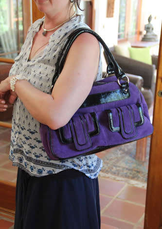 EXUDE LONDON PURPLE SUEDE SAFARI HANDBAG WITH BLACK PATENT LEATHER TRIM. ORIGINAL DUSTCOVER.
