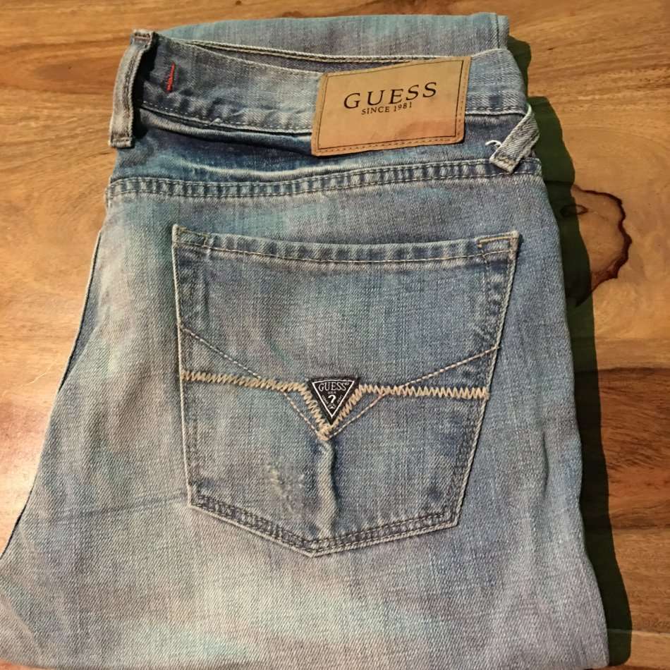 Guess Jeans (quality photos in description)