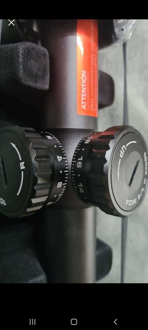 DescriptionNikko Stirling Diamond illuminated 6-24x50 Hold fast scope.