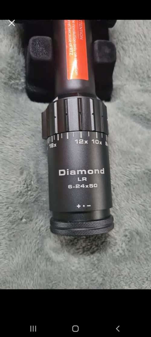 DescriptionNikko Stirling Diamond illuminated 6-24x50 Hold fast scope.