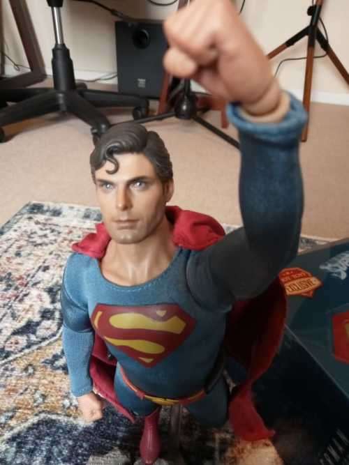 Superman III Evil Version - Hot Toys Exclusive 1/6th Scale Figure