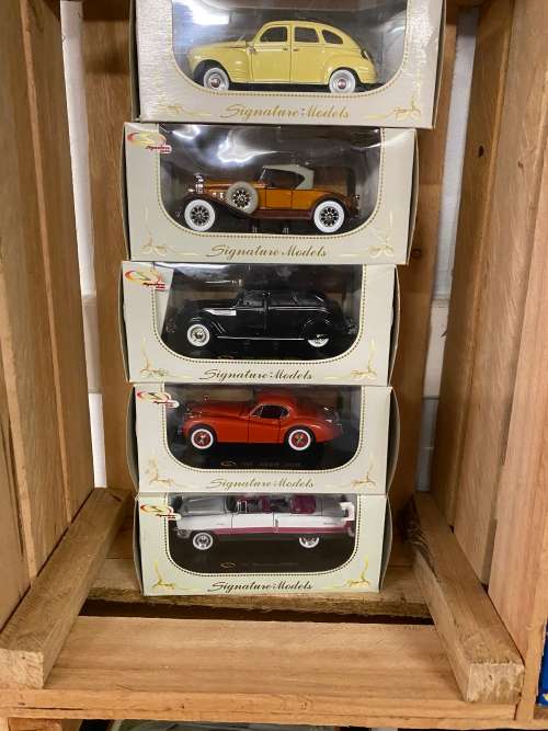 5 Pack Signature Model Special