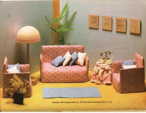 Doll's Clothes  ---  A Book of Patterns  --  Annatjie Henning