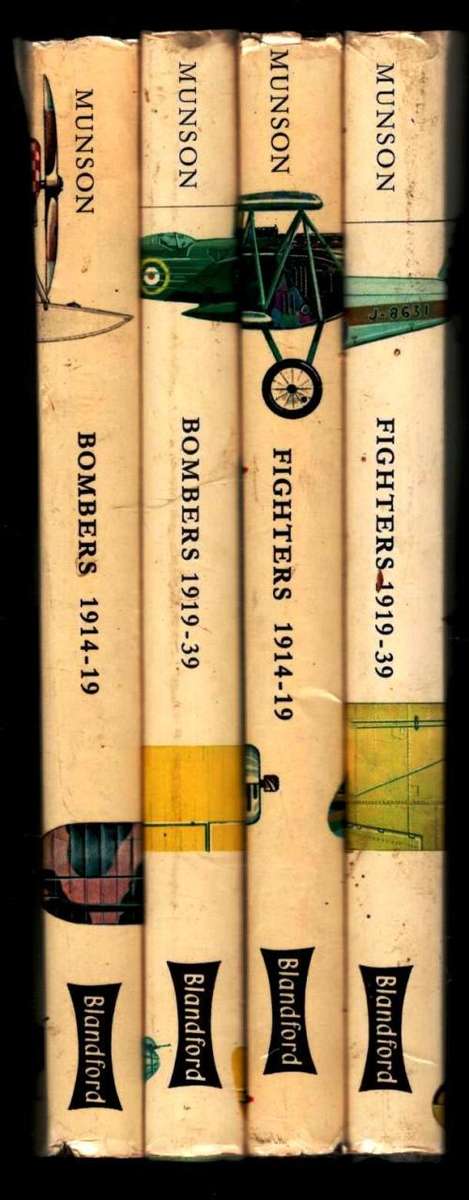 The Pocket Encyclopaedia of World Aircraft in Colour  -  Kenneth Munson