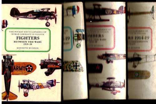 The Pocket Encyclopaedia of World Aircraft in Colour  -  Kenneth Munson