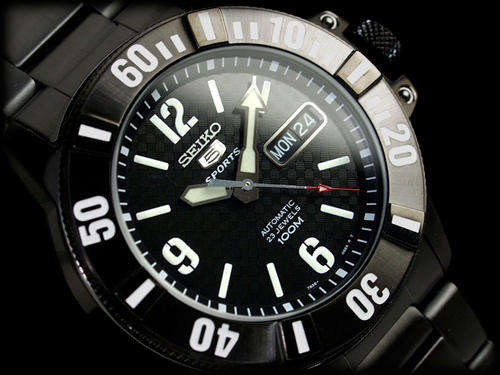 SEIKO 5 Men's Automatic Divers Watch