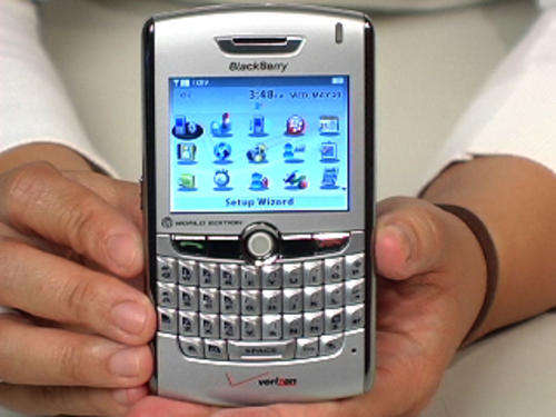 GENUINE Blackberry 8830, BOXED with all accessories, UNLOCKED, Smart phone Silver