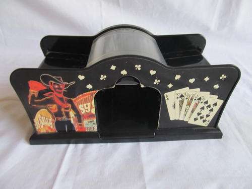 CARD SHUFFLER