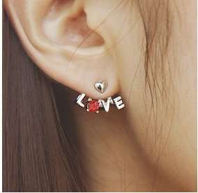 "Love" ear cuffs pair - Red