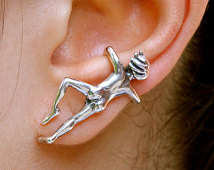 Climbing man ear cuff Silver
