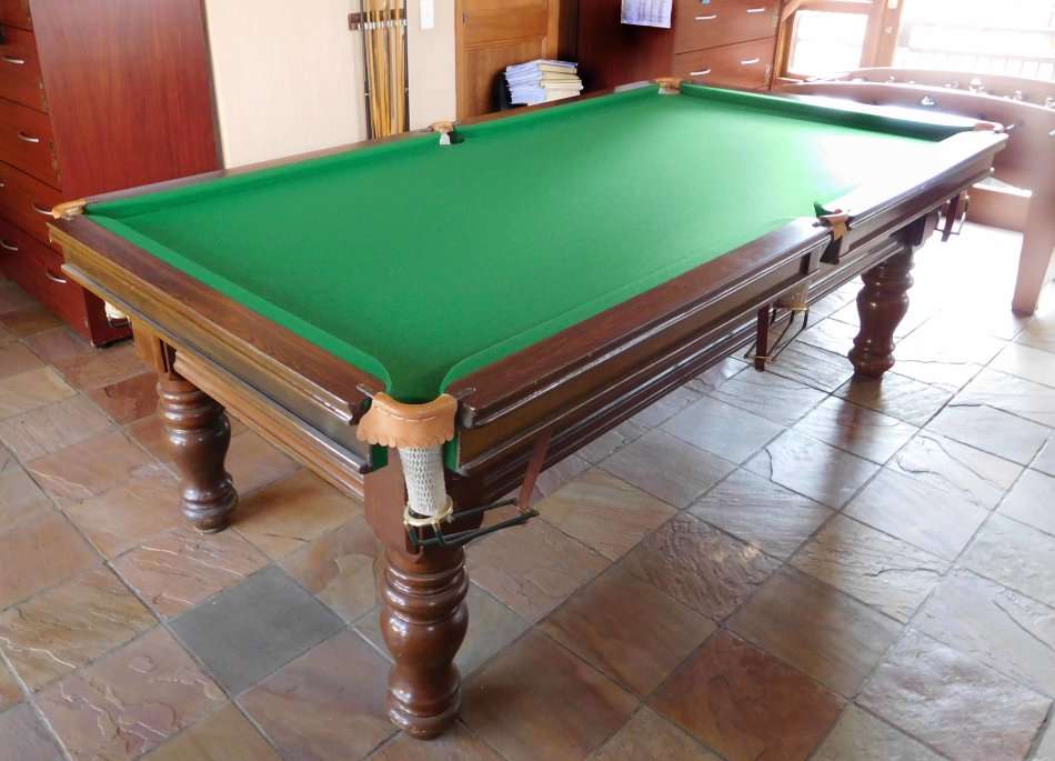 3/4 Billiard / Snooker Table