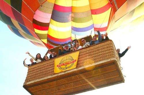 Hot Air Balloon Ride - Bill Harrops Safaris