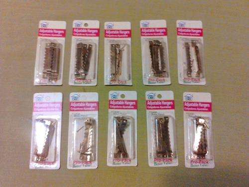 30 PACKS OF Brand New Framing clips - adjustable hangers sold as 1 lot