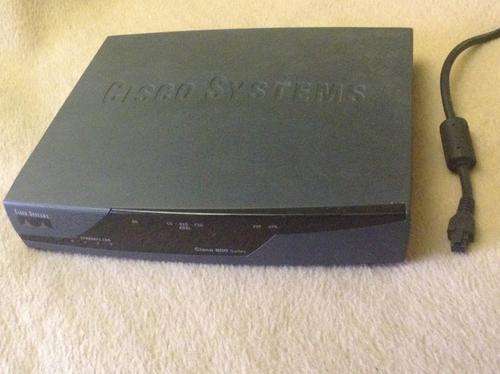 Cisco Router 877 with powersupply