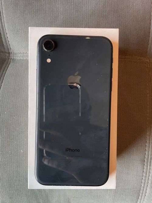 Apple iPhone XR