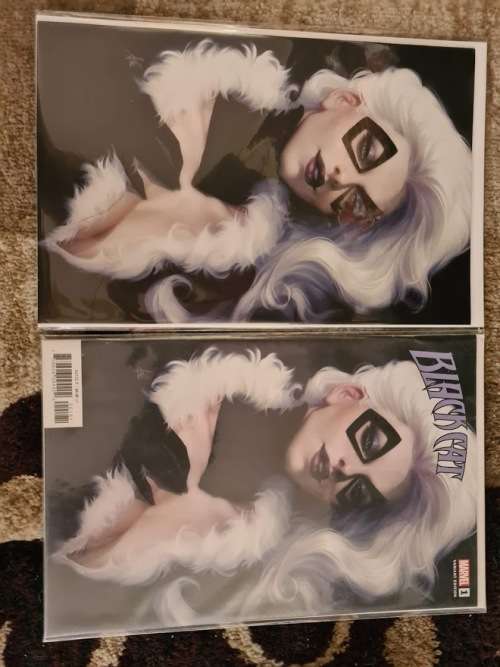 Marvel Comics Black Cat #1 Artgerm 1:200 Incentive Variant with standard cover + one free comic