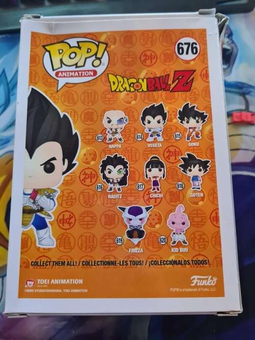 Funko Pop! -  Dragon Ball Z - Vegeta - Over 9000 + Free Protector [Box damage special]