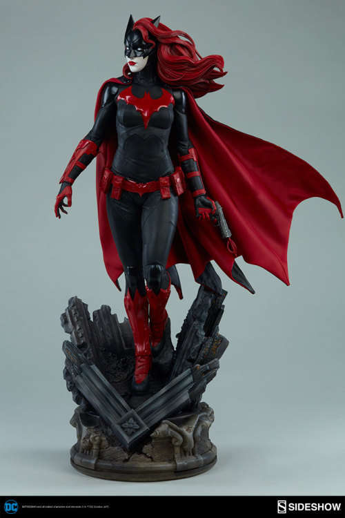 DC Comics - Sideshow - Batwoman Premium Format Statue - Exclusive edition