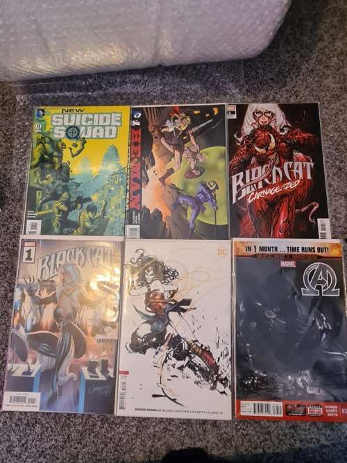 Comic book collection! - Marvel, DC, Spiderman, Wonder Woman, Captain Marvel, Artgerm - 72 books