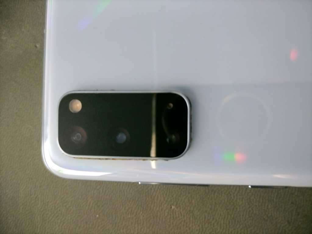 Samsung Galaxy S20 - 128 GB - Sky Blue (Great Condition) - Device ONLY