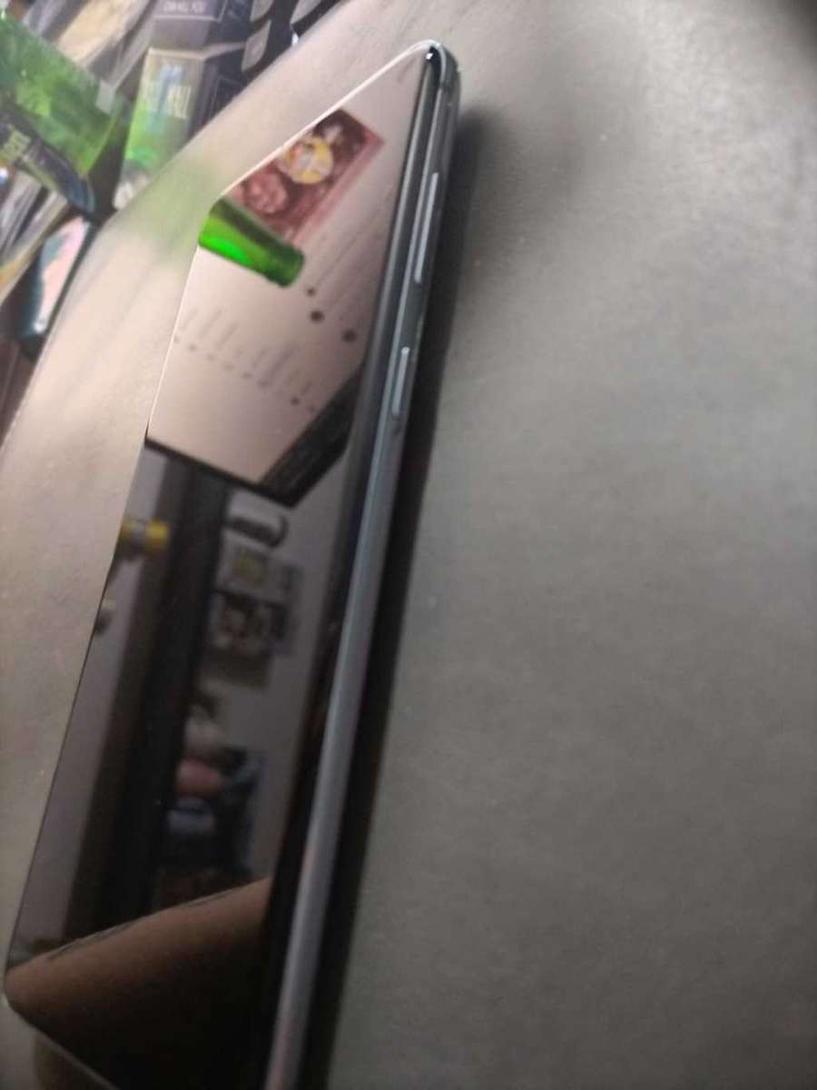 Samsung Galaxy S20 - 128 GB - Sky Blue (Great Condition) - Device ONLY