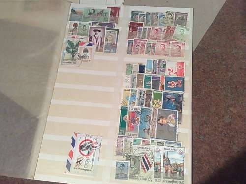 GENUINE GLORY LOT TO CLEAR-STOCK CARDS WITH STAMPS.PAGES,PACKETS-MOSTLY GOOD CONDITION,SEE PHOTOS