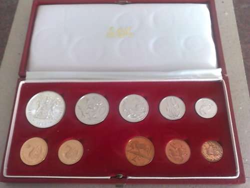 RSA-1974 LONG PROOF SET,INCLUDES GOLD R2 AND GOLD R1-ORIGINAL SA MINT RED BOX-GETTING SCARCE!!!