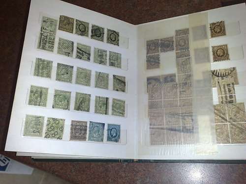 GREAT BRITAIN-SMALL MIXED LOT TO CLEAR,STOCKBOOK,LOOSE PAGES,CARDS ETC