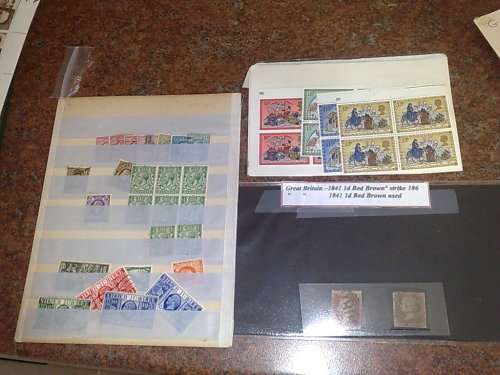 GREAT BRITAIN-SMALL MIXED LOT TO CLEAR,STOCKBOOK,LOOSE PAGES,CARDS ETC