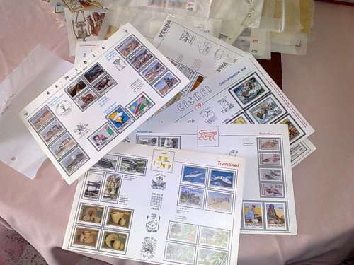 BOX FULL CLEARANCE LOT-STOCKBOOK,ALBUMS,CONTROLS,MAXICARDS,YEAR PACKS-READ DESCRIPTION