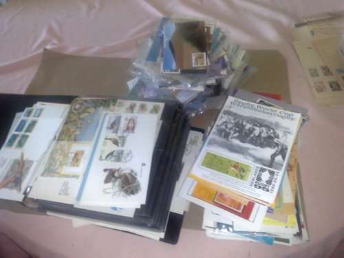HUGE LOT TO CLEAR-FDC,MAXICARDS AND SAPO BULLETINS-HUNDREDS OF EACH-LL FINE