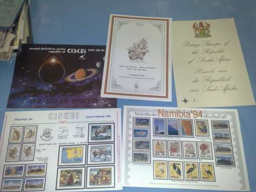 GLORY LOT-BARGAIN BUY-40 ASSORTED ITEMS,CARDS SLEEVES ETC-SOME BETTER ITEMS HERE!!!