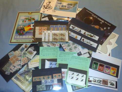 GLORY LOT TO CLEAR,CARDS,SLEEVES,FOLDERS,JPEX,COVERS ETC-BARGAIN BUY-45 ITEMS