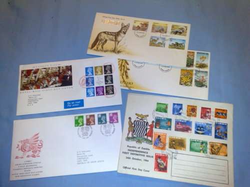 GOOD NEWS GLORY LOT TO CLEAR-CARDS,SLEEVES WITH LOOSE,CONTROLS,FOLDERS ETC,MANY ITEMS,,,BARGAIN