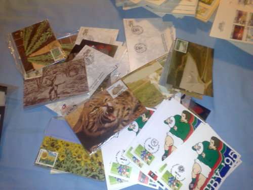 BARGAIN CLEARANCE LOT-CONTROL BLOCKS.LOOSE STAMPS,FDC,MINISHEETS,MAXICARDS ETC-GOOD VALUE ASSORTMENT