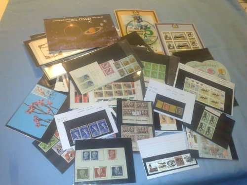 GLORY LOT-BARGAIN BUY-50 ASSORTED ITEMS,CARDS SLEEVES ,FOLDERS ETC-SOME BETTER ITEMS HERE!!!