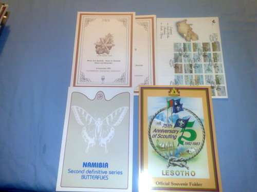 GLORY LOT-BARGAIN BUY-50 ASSORTED ITEMS,CARDS SLEEVES ,FOLDERS ETC-SOME BETTER ITEMS HERE!!!