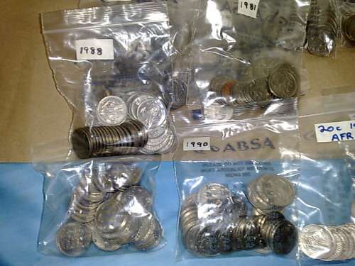 RSA-HUGE LOT OF 20C PIECES,SOME 1965 ENG and AFR-INCLUDED-SOME UNC-OVER 600 PIECES EXTIMATED