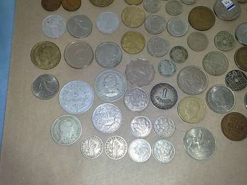 WORLDWIDE-JOBLOT OF 200 COINS TO CLEAR-PAY FOR 150 ,REST FREE-BID PER COIN-DEFINITELY SOME VALUE