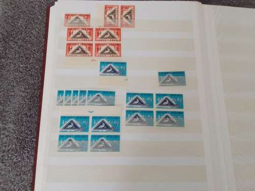 IDEAL 16 PAGE STOCKBOOK IN GOOD CONDITION WITH REMAINDER UNION COLLECTION,UM,MINT,FEW USED-