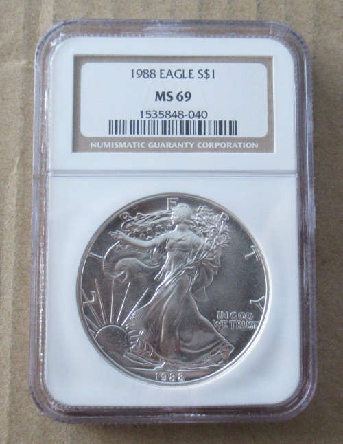 1988 USA Silver Eagle MS69 NGC