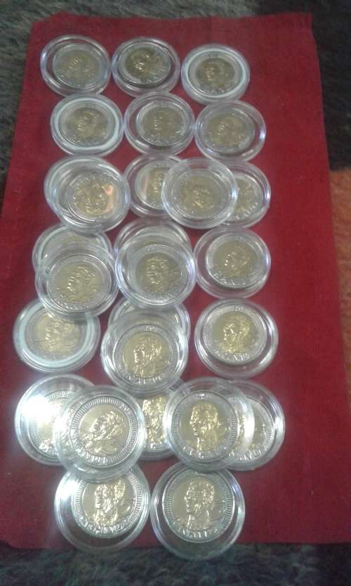 2008 Mandela R5 in capsules