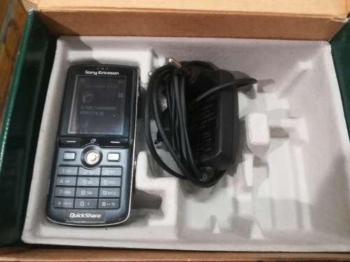 Sony ericsson k750i,,sóó cute,,, works well.!.