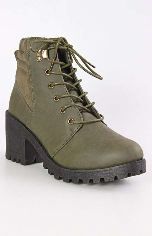 Ladies` Trapper Boots Olive