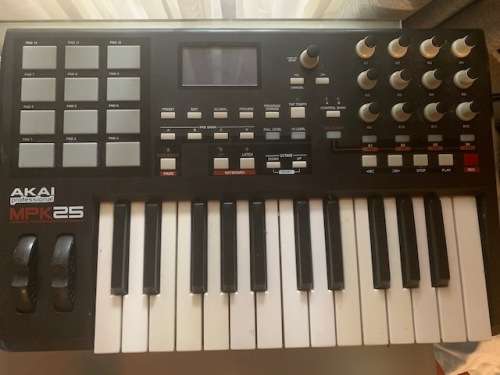 AKAI MPK 25-key