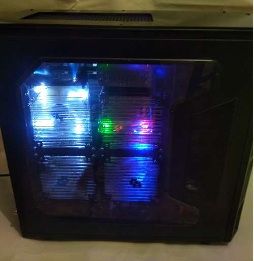 !! INTEL V8 TWIN-XEON CPU's GAMING RIG.8 CORES.16GB RAM