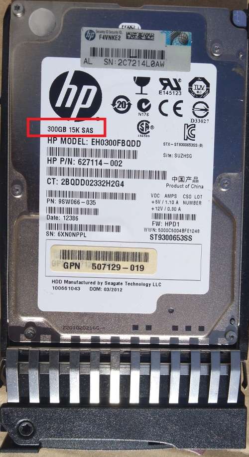 !! SERVER DRIVES - 2.5" SAS 15'000 RPM - LOT!!
