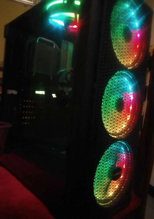 !! INTEL i7-I0700,10th Gen + GTX 1080 G1-GAMING 8GB  GPU, COMPLETE!!